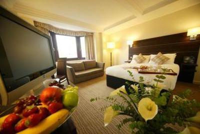 фото отеля Mercure Edinburgh Princess Street Hotel