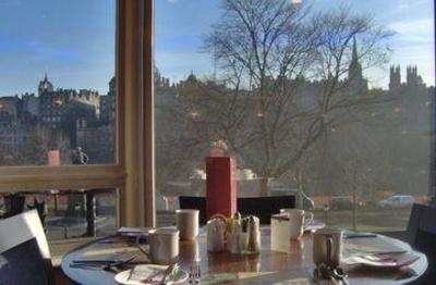 фото отеля Mercure Edinburgh Princess Street Hotel