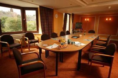 фото отеля Mercure Edinburgh Princess Street Hotel