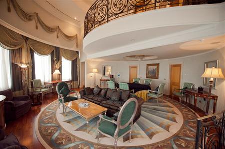 фото отеля Donbass Palace Hotel