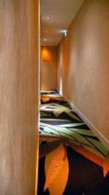 фото отеля Kyriad Paris Ouest Puteaux