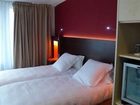 фото отеля Kyriad Paris Ouest Puteaux