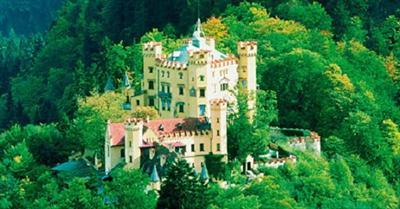 фото отеля Altstadt Hotel Zum Hechten Füssen
