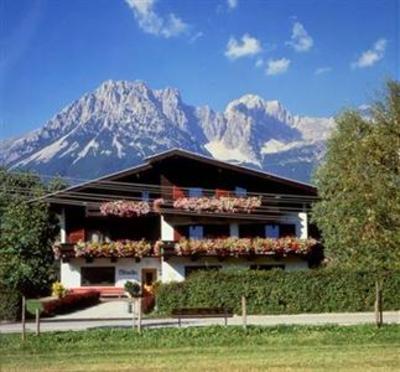 фото отеля Alpenpension Claudia