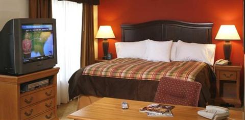 фото отеля Homewood Suites by Hilton @ The Waterfront