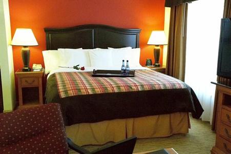 фото отеля Homewood Suites by Hilton @ The Waterfront