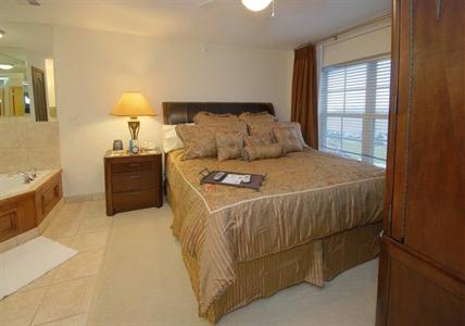 фото отеля Homewood Suites by Hilton @ The Waterfront