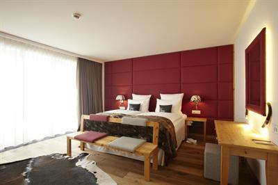 фото отеля Grand Tirolia Golf & Ski Resort