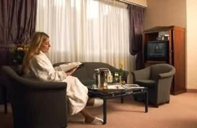 фото отеля BEST WESTERN Premier Carrefour de l'Europe