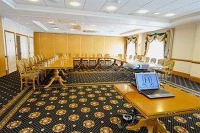 фото отеля Hempstead House Hotel Sittingbourne