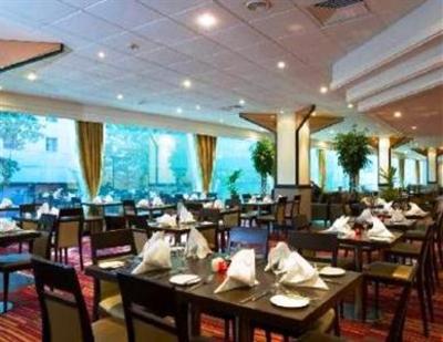 фото отеля Holiday Inn London - Wembley