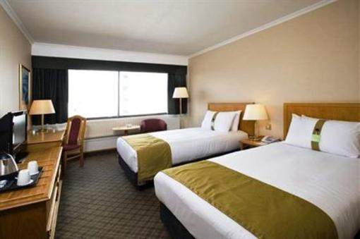 фото отеля Holiday Inn London - Wembley