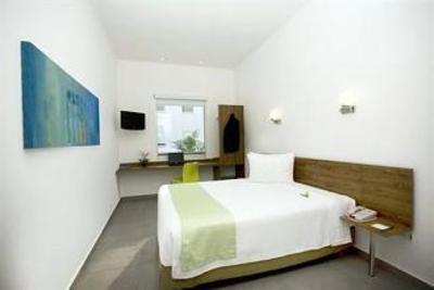 фото отеля Hotel ONE Playa del Carmen Centro