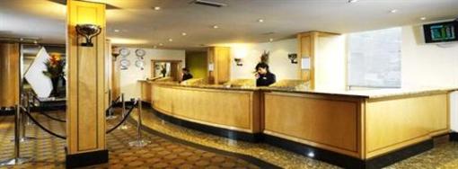 фото отеля Thistle Hotel Heathrow West Drayton London