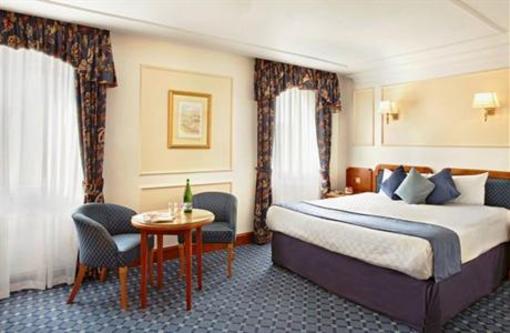 фото отеля Thistle Hotel Heathrow West Drayton London