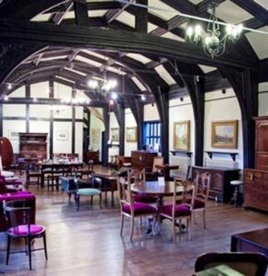фото отеля Samlesbury Hall