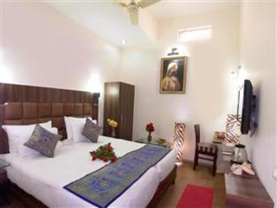 фото отеля DolphInn Home Stay