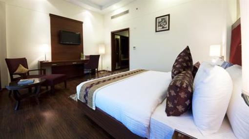 фото отеля The Golden Palms Hotel & Spa Baddi