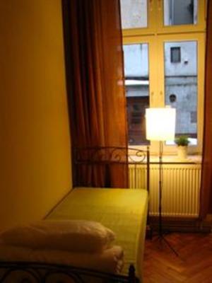 фото отеля Hostelik Wiktorianski