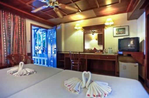 фото отеля Tropica Bungalows Phuket