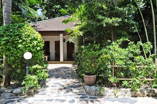 фото отеля Tropica Bungalows Phuket