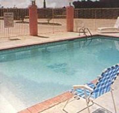 фото отеля Highland Inn Denham Springs