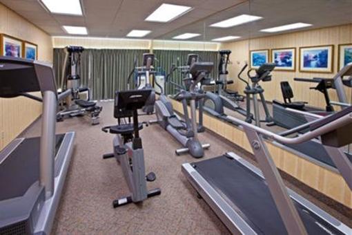 фото отеля Baymont Inn and Suites Fishers Indianapolis Area