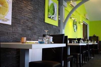 фото отеля Kyriad Hotel Montauban
