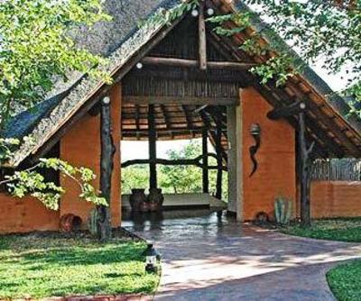 фото отеля Mopane Bush Lodge