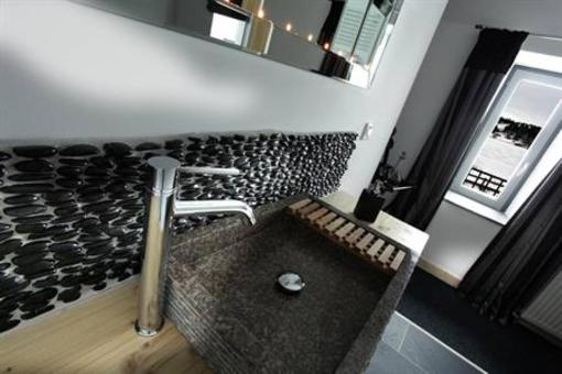фото отеля Instants d'Absolu Ecolodge & Spa Chavagnac