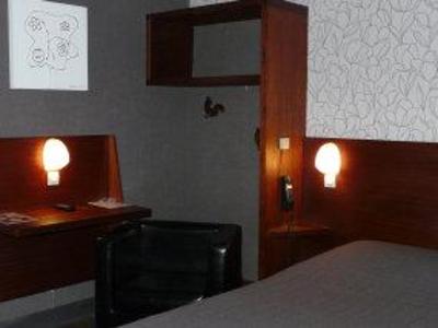фото отеля Hotel Le Mans Papea Yvre-l'Eveque