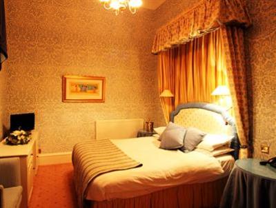 фото отеля Moorpark House Hotel Kilbirnie