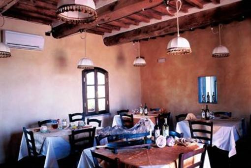 фото отеля Tenuta i Greppioli Farmhouse Lorenzana