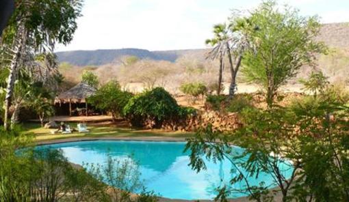 фото отеля Tsavo Safari Camp - Kitaani Kya Ndundu