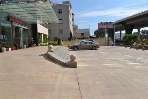 фото отеля Xinghuacun Hotel