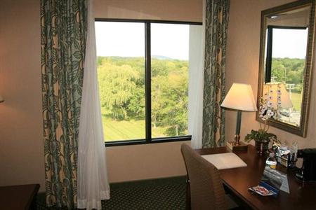 фото отеля Hampton Inn Boston-Norwood