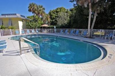фото отеля Beach Castle Resort Longboat Key