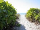 фото отеля Beach Castle Resort Longboat Key