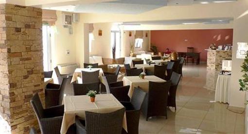 фото отеля Sunrise Beach Suites