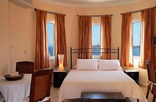 фото отеля Sunrise Beach Suites