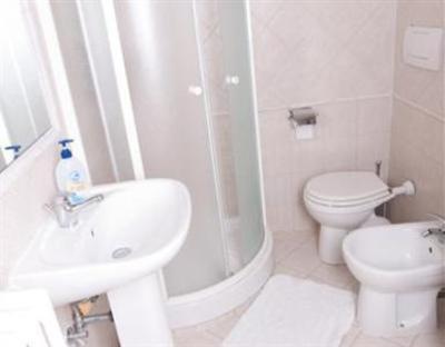 фото отеля Banzai Beach Guest House