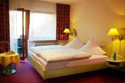 фото отеля Hotel Weisses Lamm Allersberg