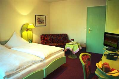 фото отеля Hotel Weisses Lamm Allersberg