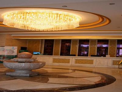 фото отеля Green Tree Inn Jiuquan Century Plaza Hotel