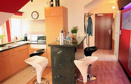 фото отеля Sundapartments