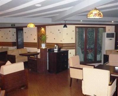 фото отеля Cleven International Hotel