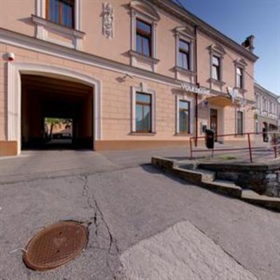 фото отеля Hotel Jelen Hlohovec