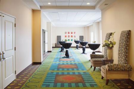 фото отеля Holiday Inn Lincoln SouthWest