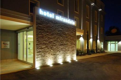фото отеля Hotel Mirandola