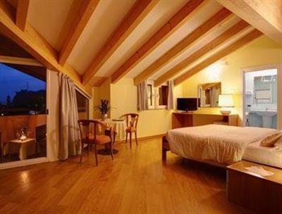 фото отеля Continental Hotel Nago-Torbole